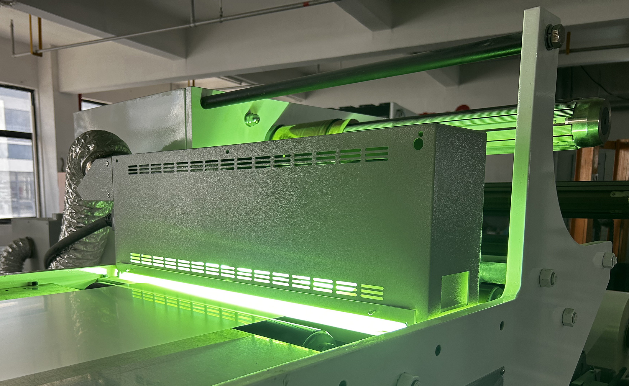 UV coating flexo printing machine UV-Lack-Flexodruckmaschine