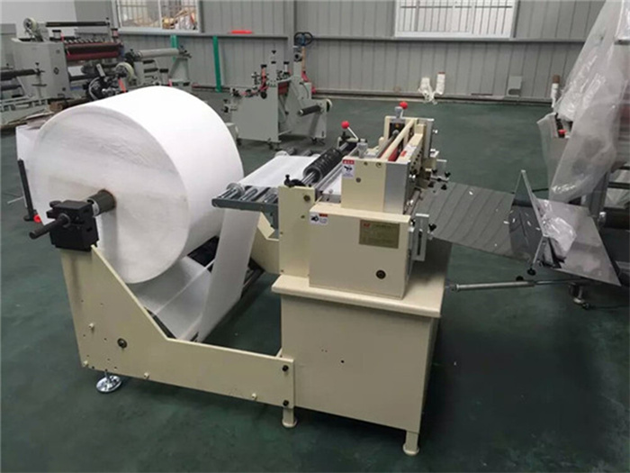 roll sheet cutting machine Tagliatrice automatica di fogli in rotoli