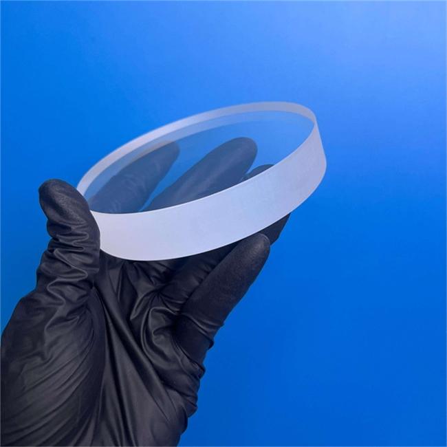 Manufacturer of ultra thick quartz substrate Hersteller von ultradickem Quarzsubstrat