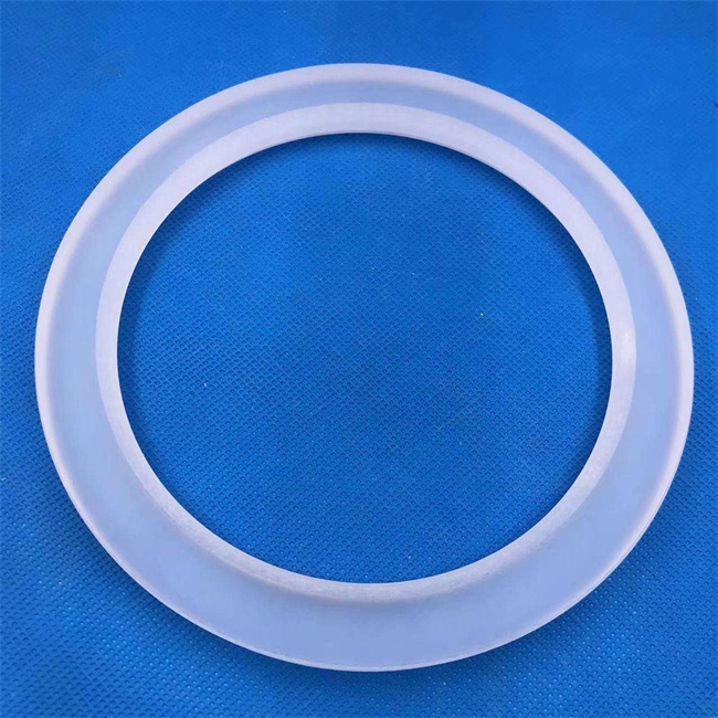 Frosted semi transparent quartz ring Manufacturer الشركة المصنعة لخاتم كوارتز شبه شفاف بلوري