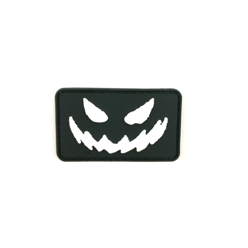 ለቲሸርት ንጹህ ነጭ ከፍተኛ ጥራት ያለው pvc patch