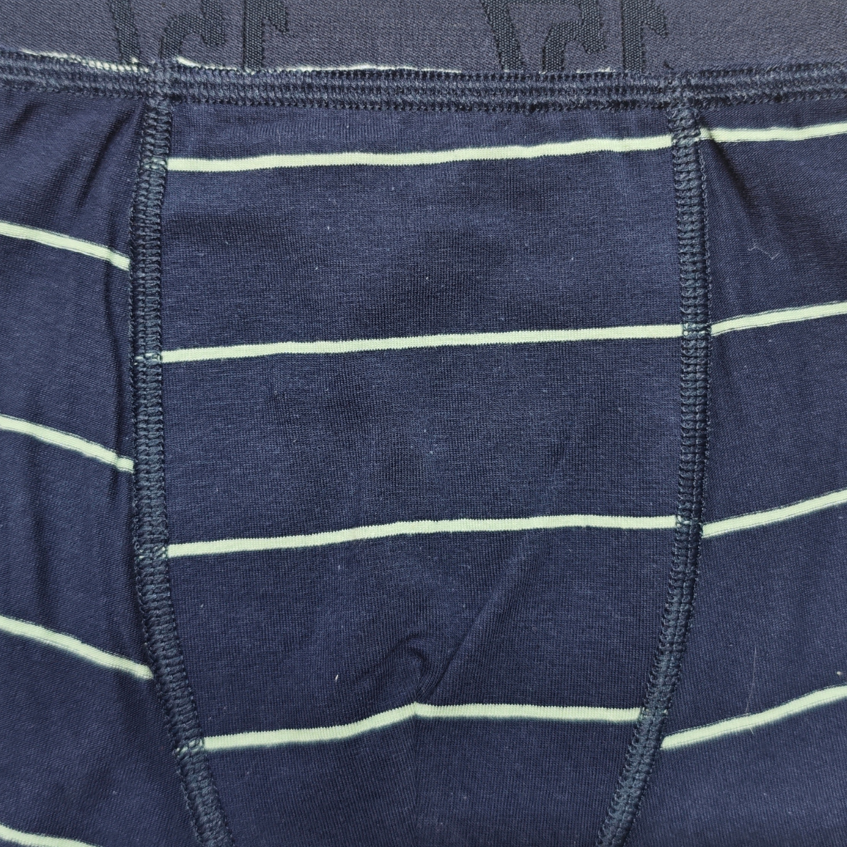 undie (69) undie (69)