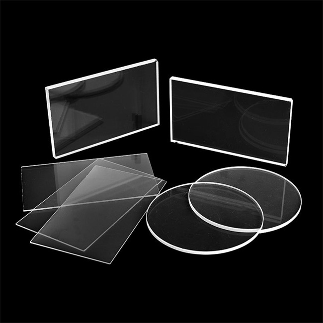 High-temperature resistant OEM processing of high light transmittance UV quartz plates Hochtemperaturbeständige OEM-Verarbeitung von UV-Quarzplatten mit hoher Lichtdurchlässigkeit