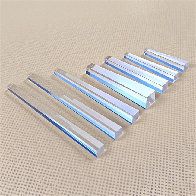 OEM cylindrical quartz light guide rod supplier OEM قضيب توجيه ضوء الكوارتز أسطواني المورد