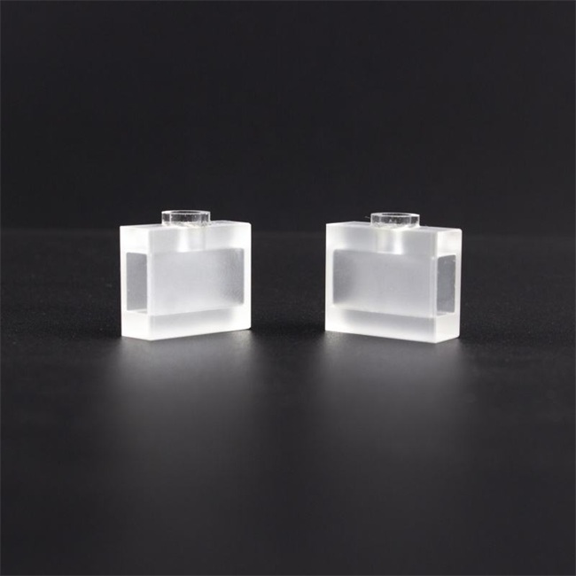 Supplier of 5-20mm quartz cuvette Fornitore di cuvette al quarzo da 5-20 mm
