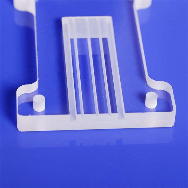 Laser engraving irregular quartz plate manufacturer النقش بالليزر الشركة المصنعة للوحة الكوارتز غير النظامية