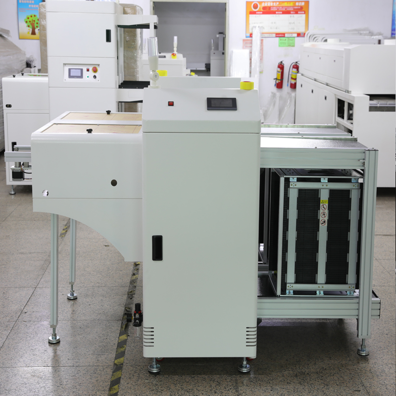 Automatic Unloader with Magazine (12) Автоматический разгрузчик с магазином (12)