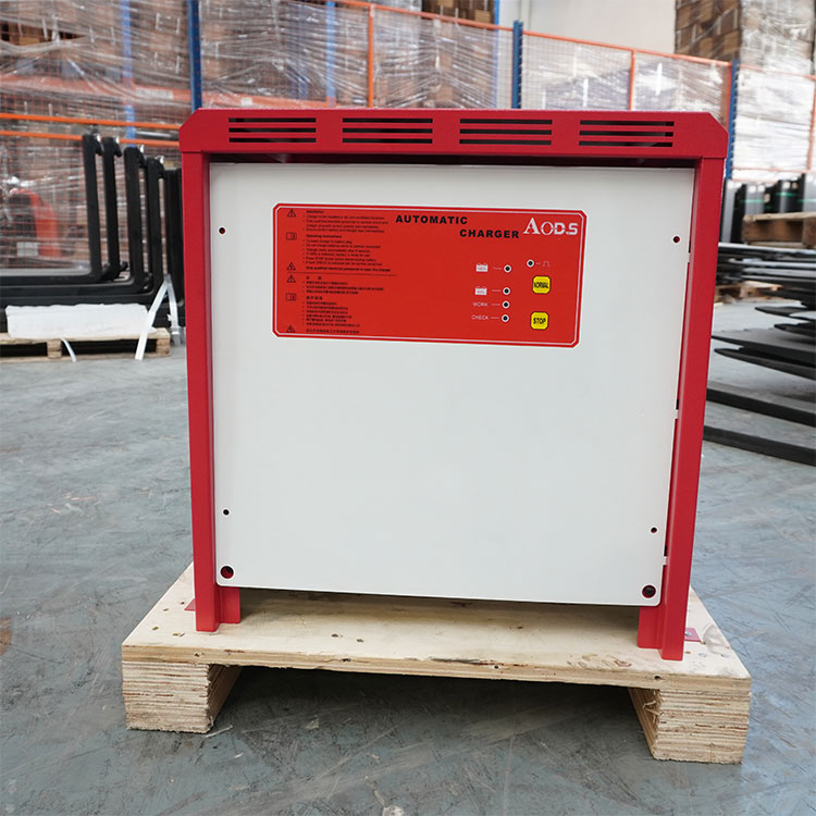 E-forklift-charger-17 E-forklift-charger-17