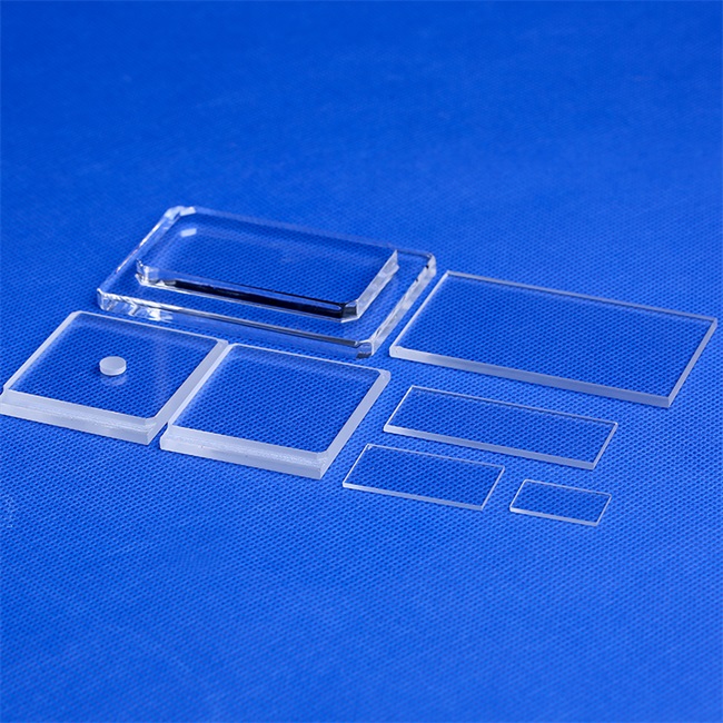 Ultra-thin transparent quartz glass plate لوحة زجاجية كوارتز شفافة رفيعة للغاية
