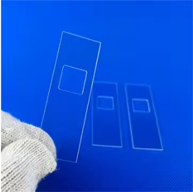 Corrosion-resistant chemical reactor quartz glass products Korrosionsbeständige Quarzglasprodukte für chemische Reaktoren
