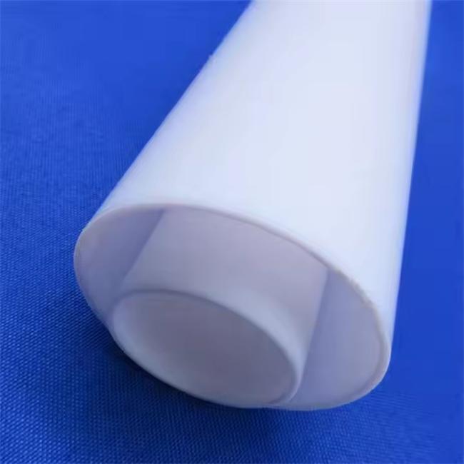 Large caliber milky white quartz tube factory Usine de tubes de quartz blanc laiteux de gros calibre