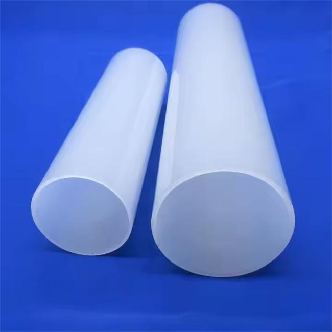 Large caliber milky white quartz tube Tube de quartz blanc laiteux de gros calibre