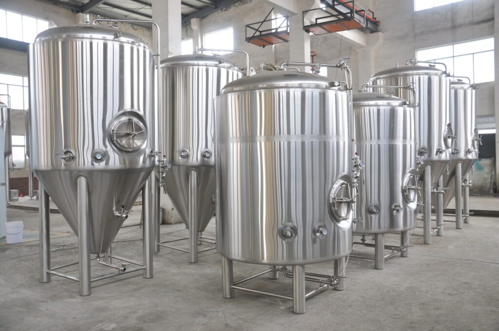 Bright beer tank Bierlagertank