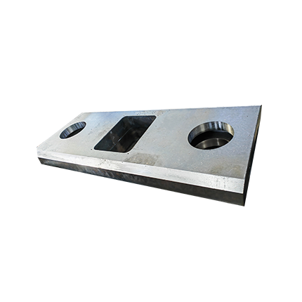 صناعة البناء والسفن.2