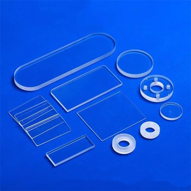 Plaque de verre de silice fondue profil&eacute;e