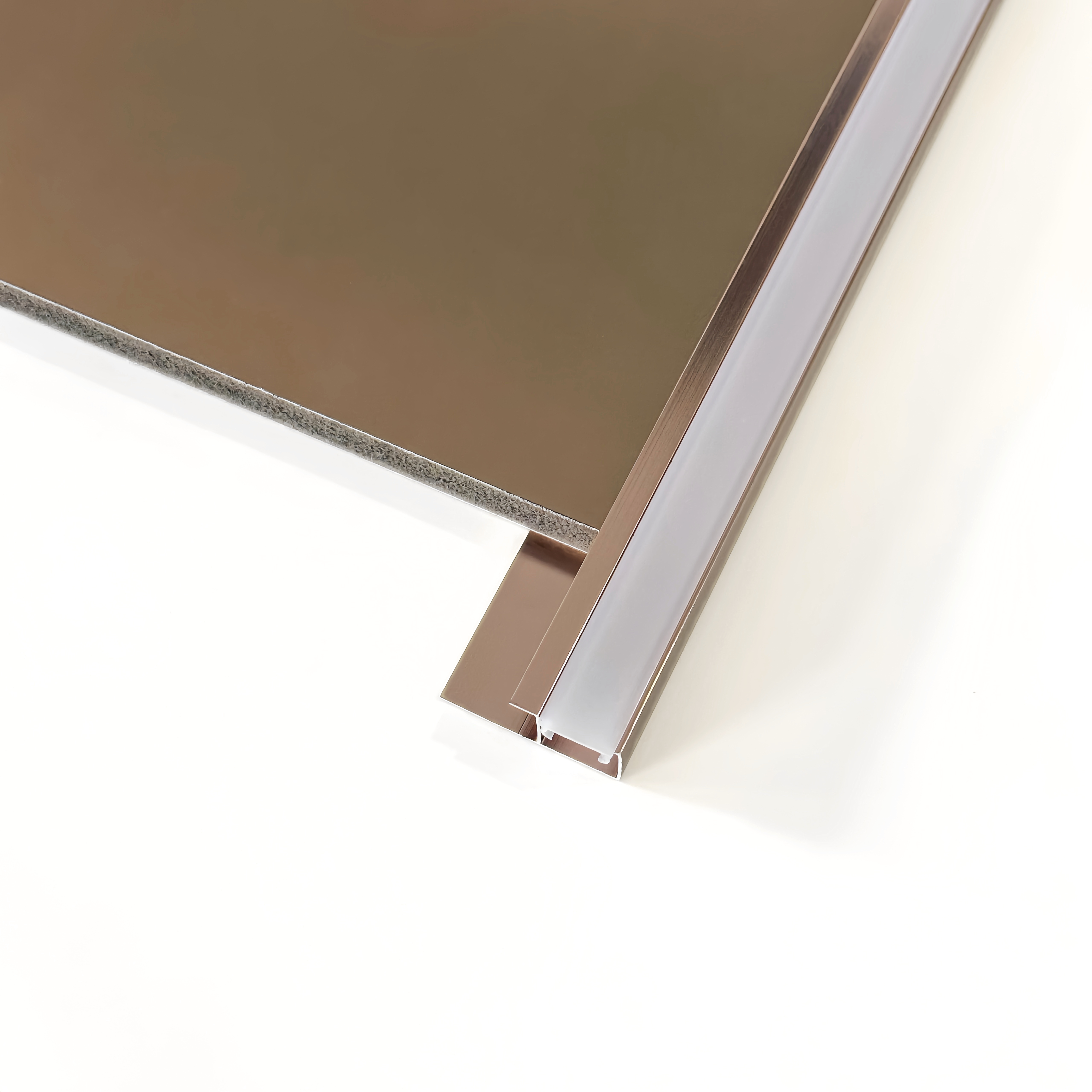 8mm ライトストリップ付きクロージングエッジライン