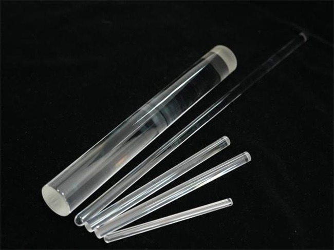 Pr&eacute;-formas fixas de quartzo em forno de trefila&ccedil;&atilde;o de fibra &oacute;ptica