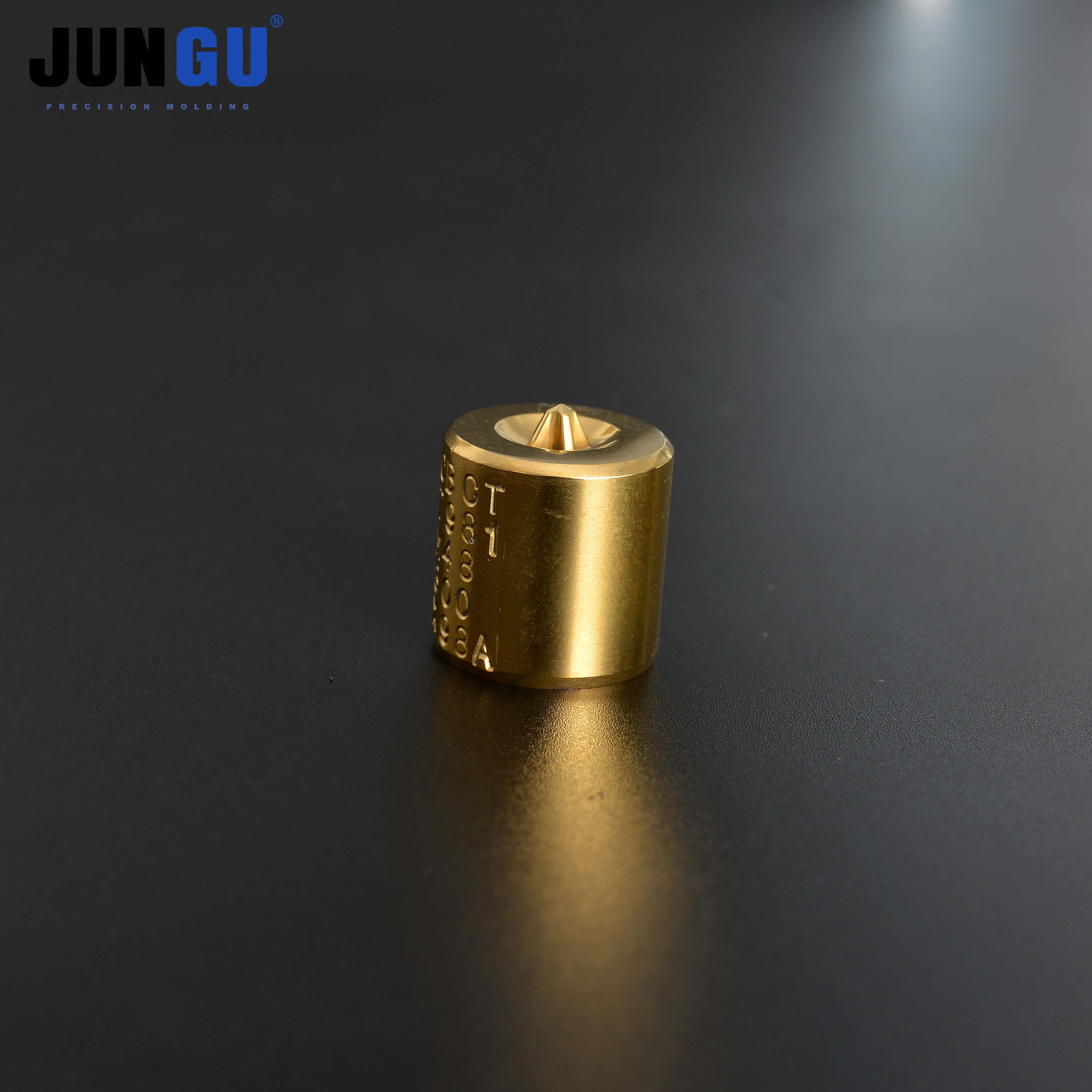 Messinglocher 95 (2)