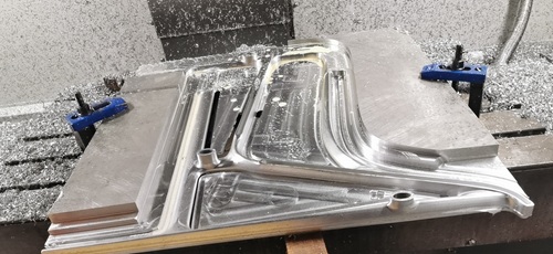 CNC прототипи на крака