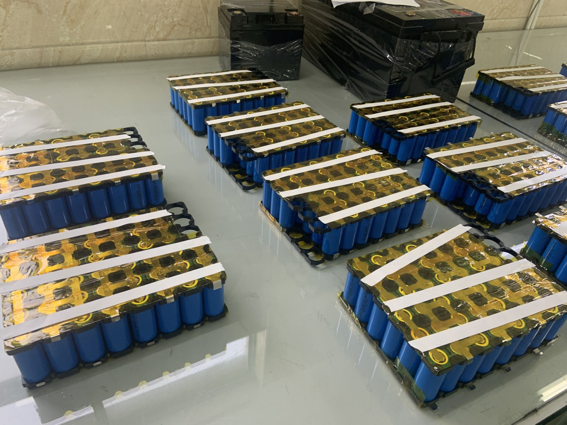 12.8V磷酸鐵鋰電池