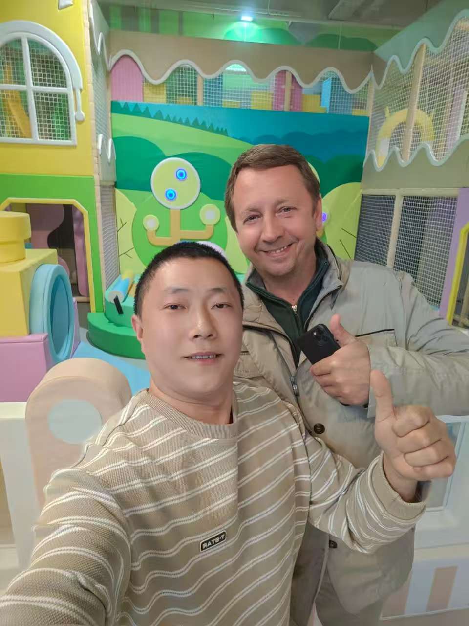 9e7ea3e11a2d79d0ae9521b104fd767b.jpg