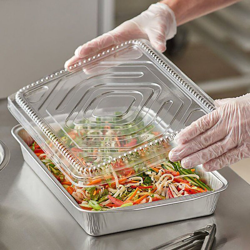 Large aluminum foil plate with plastic lid Large aluminum foil plate with plastic lid