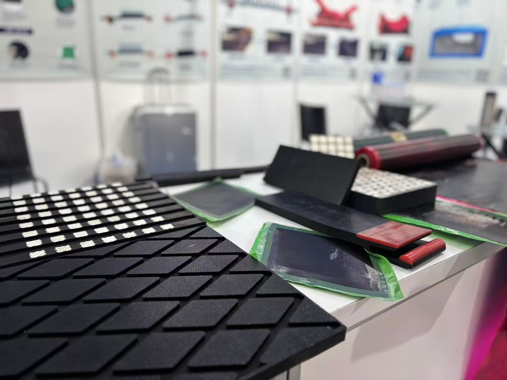 54b0e6e94da54fbe089c570144f4ce4