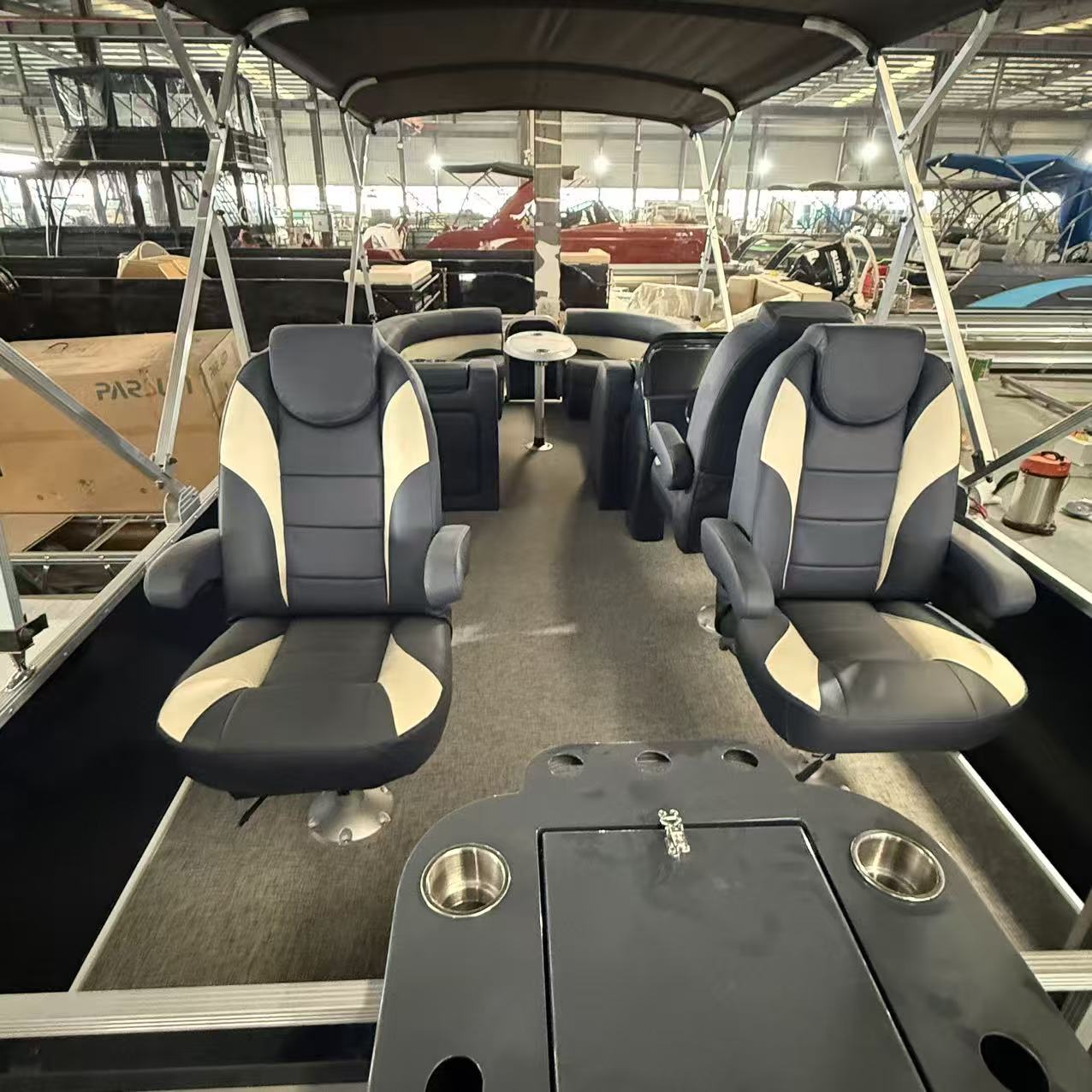 19ft Classic Pontoon na may mga upuan sa pangingisda6
